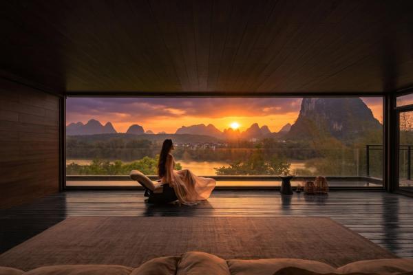 Yangshuo Gallery Resort--River View, Sunset,Cafe,Karast Mount,Ten-Mile Gallery,Free Laundry,Travel Guide,Book Tickets in Advance,E-Scooter Service, Rezervovat  Jang-šuo Guangxi