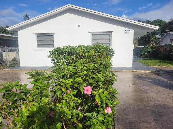 N61, Rezervovat Hotel Hollywood Panhandle Florida
