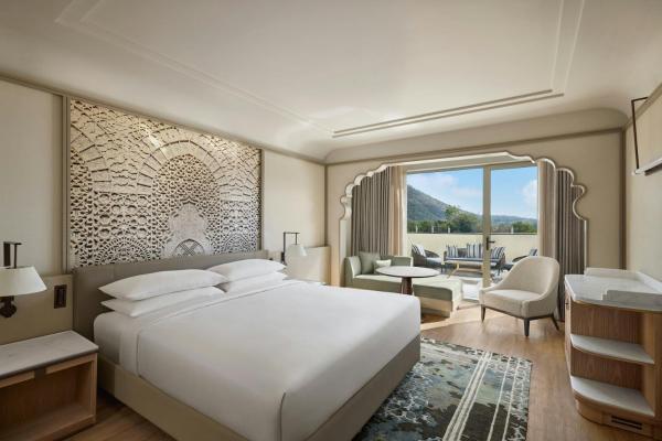 Udaipur Marriott Hotel, Rezervovat  Udajpur Rajasthan