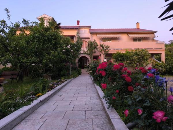 Haus Sabina, Rezervovat  Palit Rab