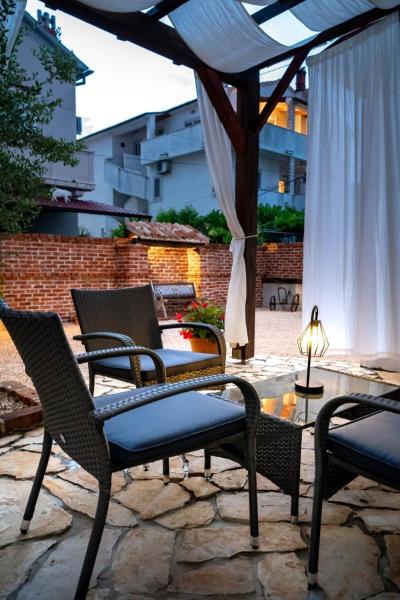 Apartment Grguric Apartments, Rezervovat  Palit Rab