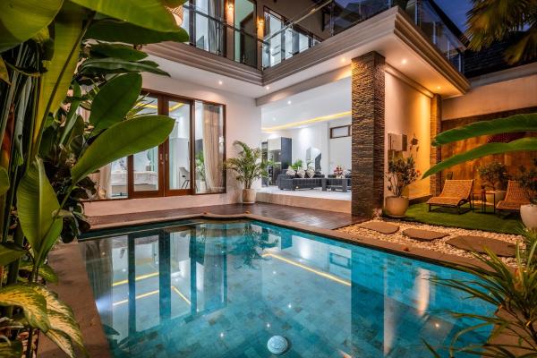 Villa Shinta by JB Villas, Rezervovat  Badung hotely s bazénem, Bazén