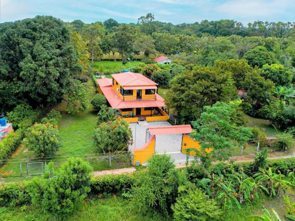 Cabaña Campestre Villa Valeria, Rezervovat  Hotely v Llanos s bazénem, Bazén