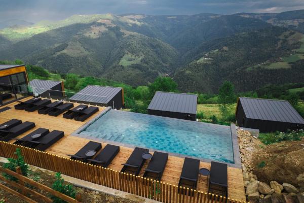 The Altitude Cabin Resort, Rezervovat  Măguri Kluž