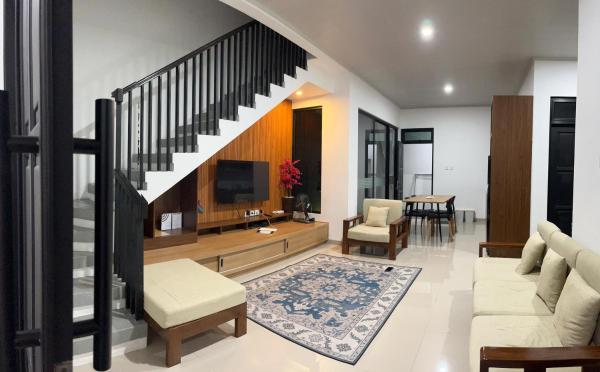 Majid's Homestay Solo, Rezervovat  Kartosuro Central Java