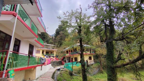 Shanti Guest House, Rezervovat  Dharamshala Himachal Pradesh