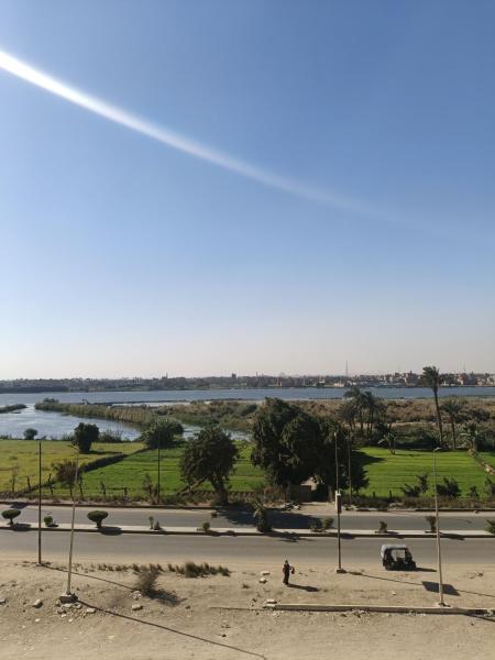 شقة كاملة علي النيل لايجار, Rezervovat  Al Ma‘şarah Cairo Governorate