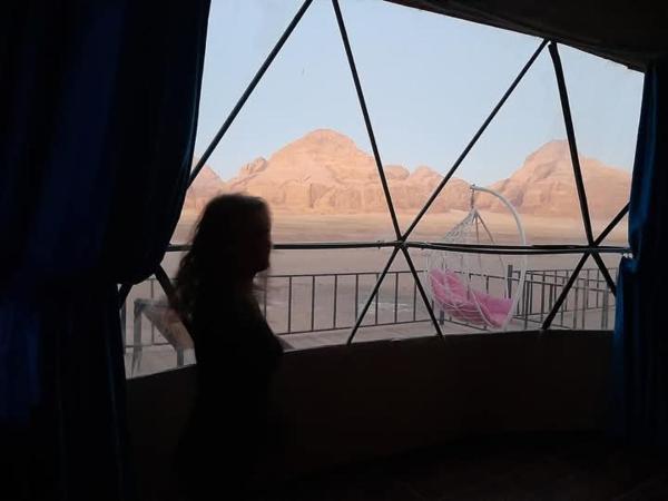 Wadi Rum murahf camp, Rezervovat  Wadi Rum Akaba