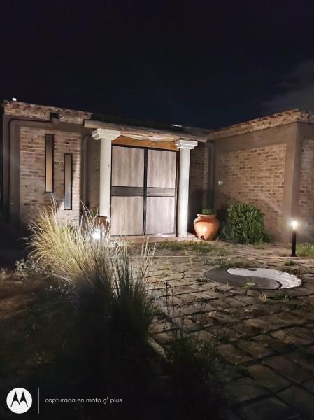 Mantram Armonía, Rezervovat  Mendoza hotely s parkováním, Parkování