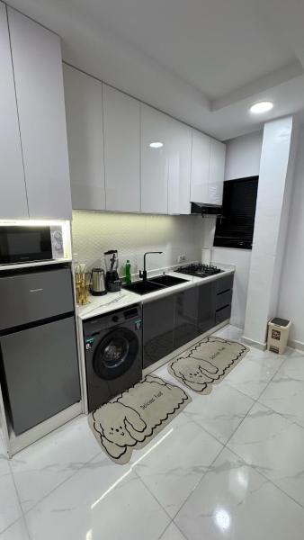 Triangle, Rezervovat  Lekki 