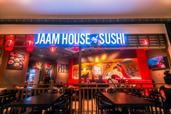 Urban Hideaway Cozy Makati Giggles Swim Gym Park Laugh Eat 3352, Rezervovat  Manila 