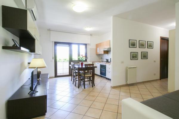 Oasi nel Verde - Fiumicino Airport - Self Check-In, Rezervovat  Hotely v Lazio s parkováním, Parkování