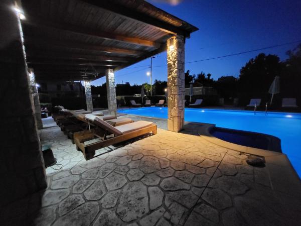 Ilaira Beach Apartments, Rezervovat Apartmán Hotely v Messenia Regional Unit s bazénem, Bazén