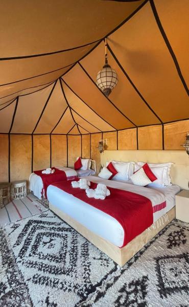 Merzouga Hamza Luxury Camp, Rezervovat  Merzouga 