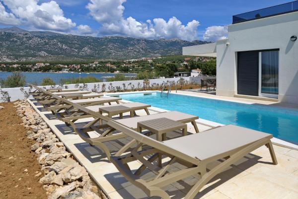 Villa Wave of love mit Meerblick, beheiztem Pool und direktem Strandzugang - familienfreundlich, 4 SZ, Rovanjska, Rezervovat  Rovanjska Starigrad-Paklenica Riviera