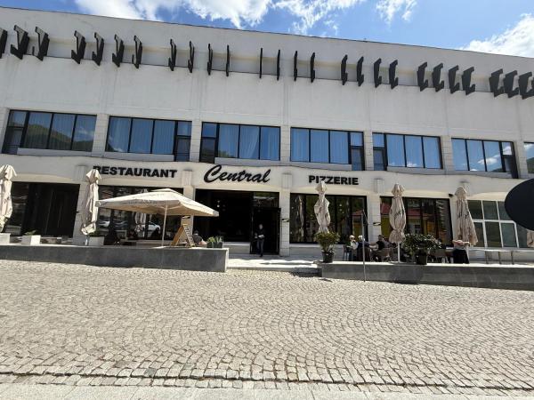 Complex Turistic Central, Rezervovat  Băile Herculane 
