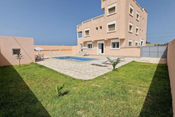 Villa met Privézwembad en Adembenemend Zeezicht, Rezervovat  Tighza Oriental
