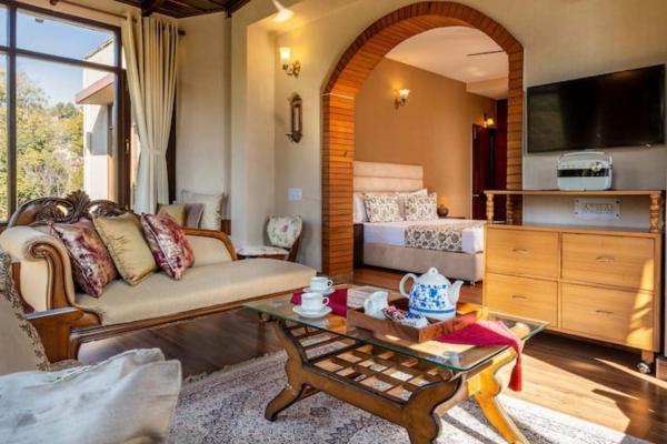 Sanjwat Homestays Bhimtal - Largest 5BR Luxury Orchard Villa, Rezervovat  Bhimtal Uttarakhand