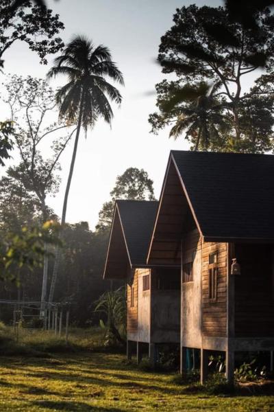 บ้านวารีชีวา WareeCheewa, Rezervovat  Ban Muai 