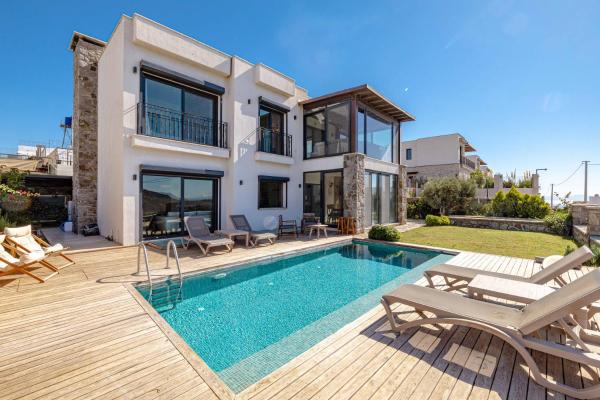 Elegant Villa Private Pool & Stunning Views, Rezervovat  Mugla hotely s bazénem, Bazén