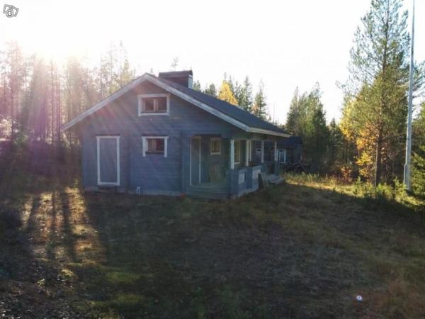 Kimppa-cabin / Дом в лесу у озера, Rezervovat  Kolari Lapland Finland