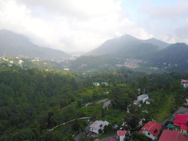 Winged Villa A7, Rezervovat  Hotely v Uttarakhand s parkováním, Parkování