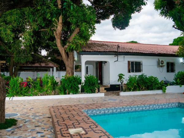 Bougan Villa, Rezervovat  Brufut 
