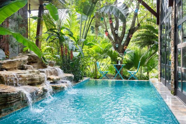 Villa Hoa Xương Rồng - Venus resort - Sang trọng giữa thiên nhiên, Rezervovat  Hotely v Vinh Phuc s bazénem, Bazén