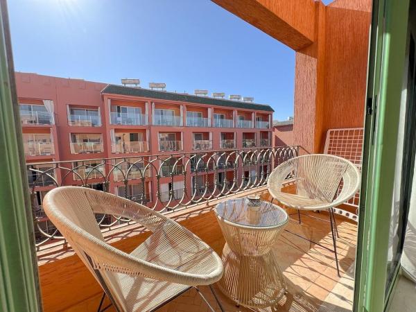 Stylish Stay downtown, Rezervovat  Marrakech-Tensift-Haouz hotely s bazénem, Bazén