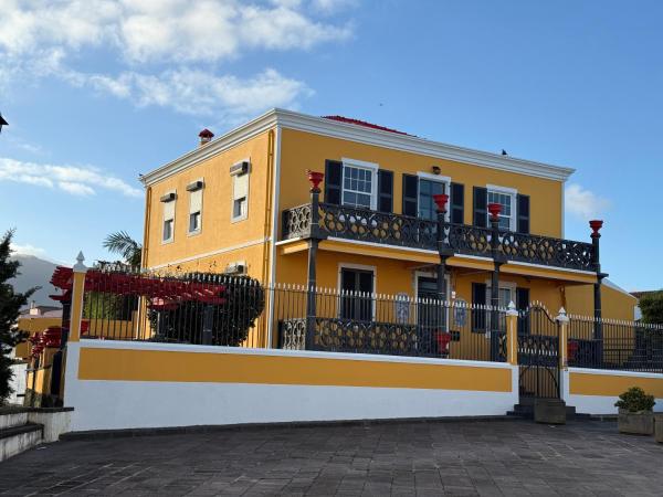 Golden Mermaid Villa, Big Home Amenities - Small Hotel Room Price, Rezervovat  Ribeirinha São Miguel