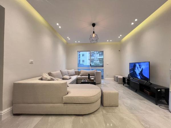 Ahmed Hatem, Rezervovat  Sheikh Zayed City Giza Governorate