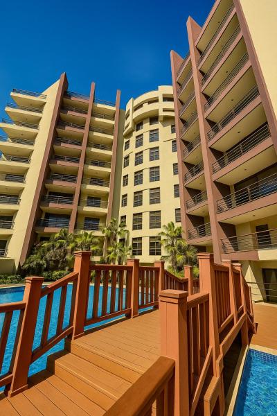 Espectacular apartamento en Playa El Angel ALAQUA 2000, Rezervovat  Hotely v Pampatar s bazénem, Bazén