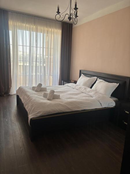 Your Cozy Home in Center, Rezervovat  Jerevan hotely s parkováním, Parkování