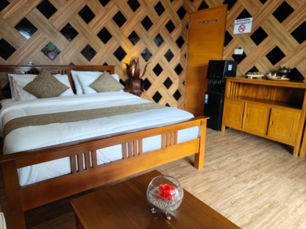 , Rezervovat  Cibogo West Java