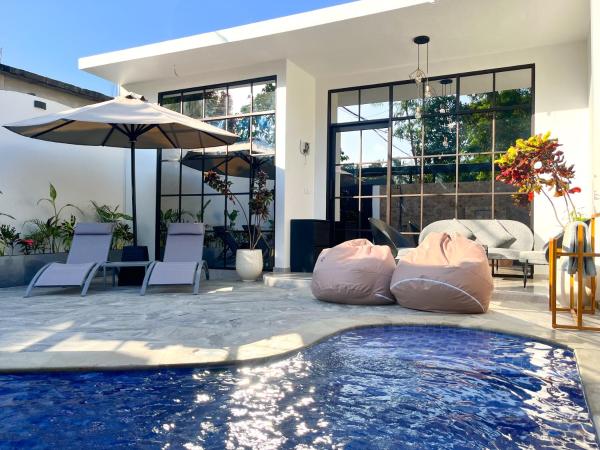 Tres Villas Kuta, Rezervovat  Kuta Lombok Lombok