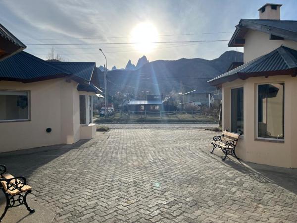 Hospedaje Melincue Chalten, Rezervovat  Hotely v Patagonia s parkováním, Parkování