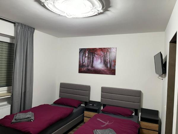 HausOase Zimmervermietung Gergert, Rezervovat  Hotely v Bavorsko s parkováním, Parkování