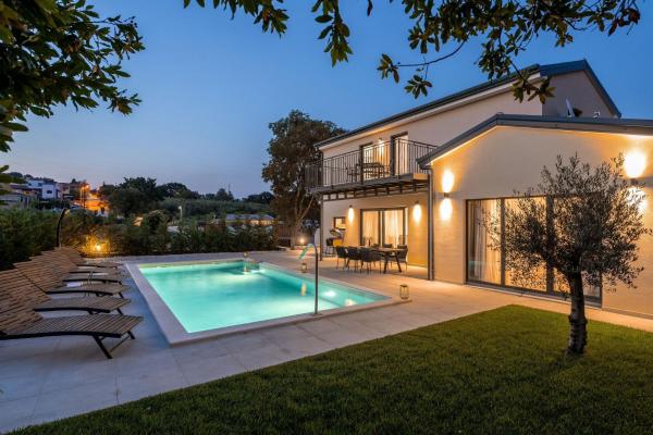 Villa Zara, Rezervovat  Musalez Poreč Riviera