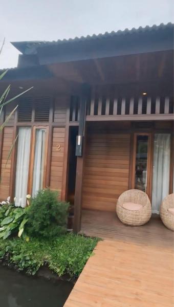 Eusabeia Villa And Hot Spring Water, Rezervovat  Tomohon 