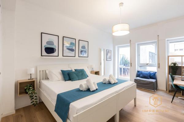 Imperium Garbatella Guesthouse - 2 Bedrooms with Private Bathroom, Terrace, 800mt To Metro, Rezervovat Hotel Hotely v Lazio s parkováním, Parkování