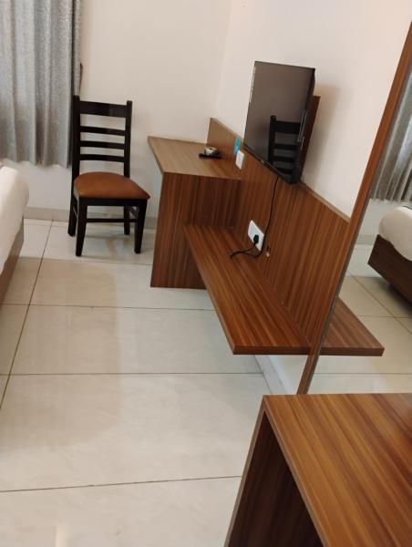 Bond, Rezervovat  Attibele Bangalore