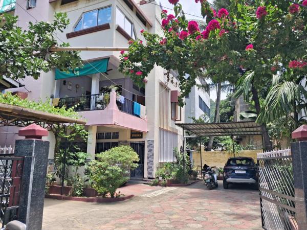 Dorika Homestay, Guwahati, Rezervovat  Assam hotely s parkováním, Parkování