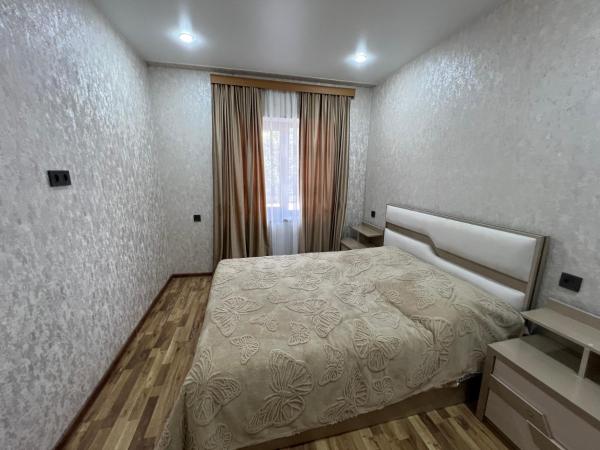 Apartment Lizi, Rezervovat  Itʼkhvisi Imereti