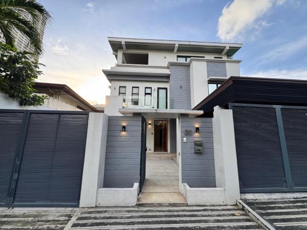 Halika Villa & Capitolo events place near BGC, Rezervovat  Manila 