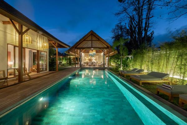 Villa Pantai - A heaven of serenity in the heart of Bingin, Rezervovat  Bali hotely s bazénem, Bazén