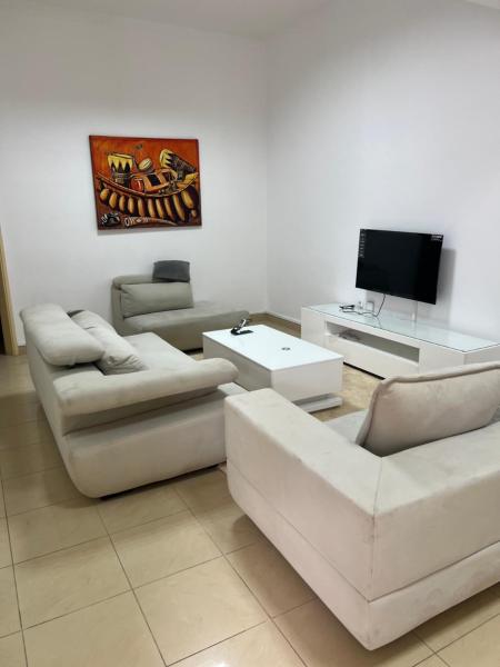 Moradia no Centro da Cidade, Rezervovat  Luanda Angola