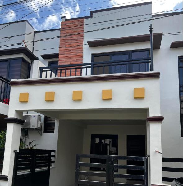 STAR-J's, Rezervovat  Sampong Romblon