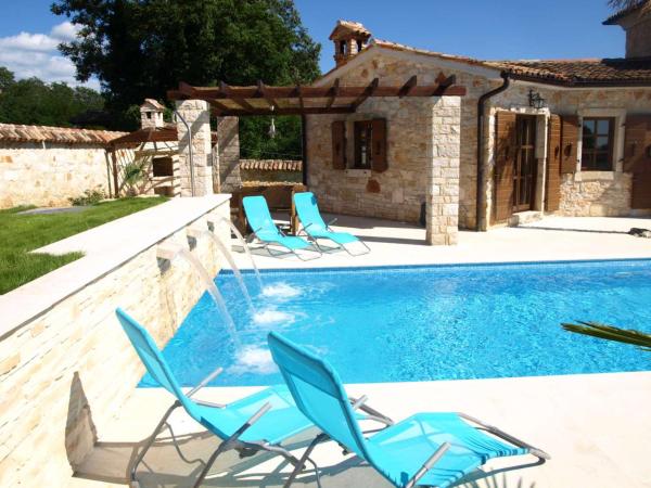 Villa Ema, Rezervovat  Radetići Central Istria