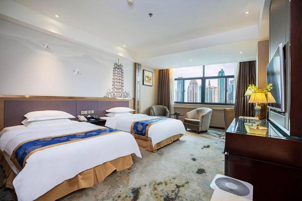 Nanbian Fengchegel International Hotel, Rezervovat  Čeng-čou Henan
