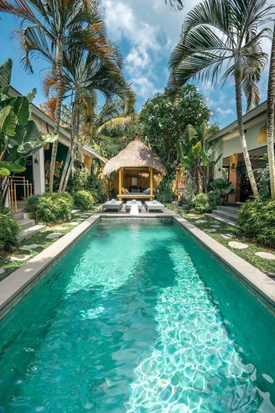 Villa Mint, 3Br Tropical Escape, Near Bintang Supermarket, Rezervovat  Bali hotely s bazénem, Bazén